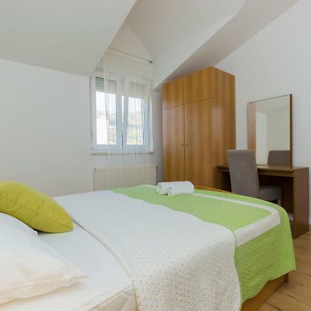 Apartmani Skelin***/**** Kaštela Buitenkant foto