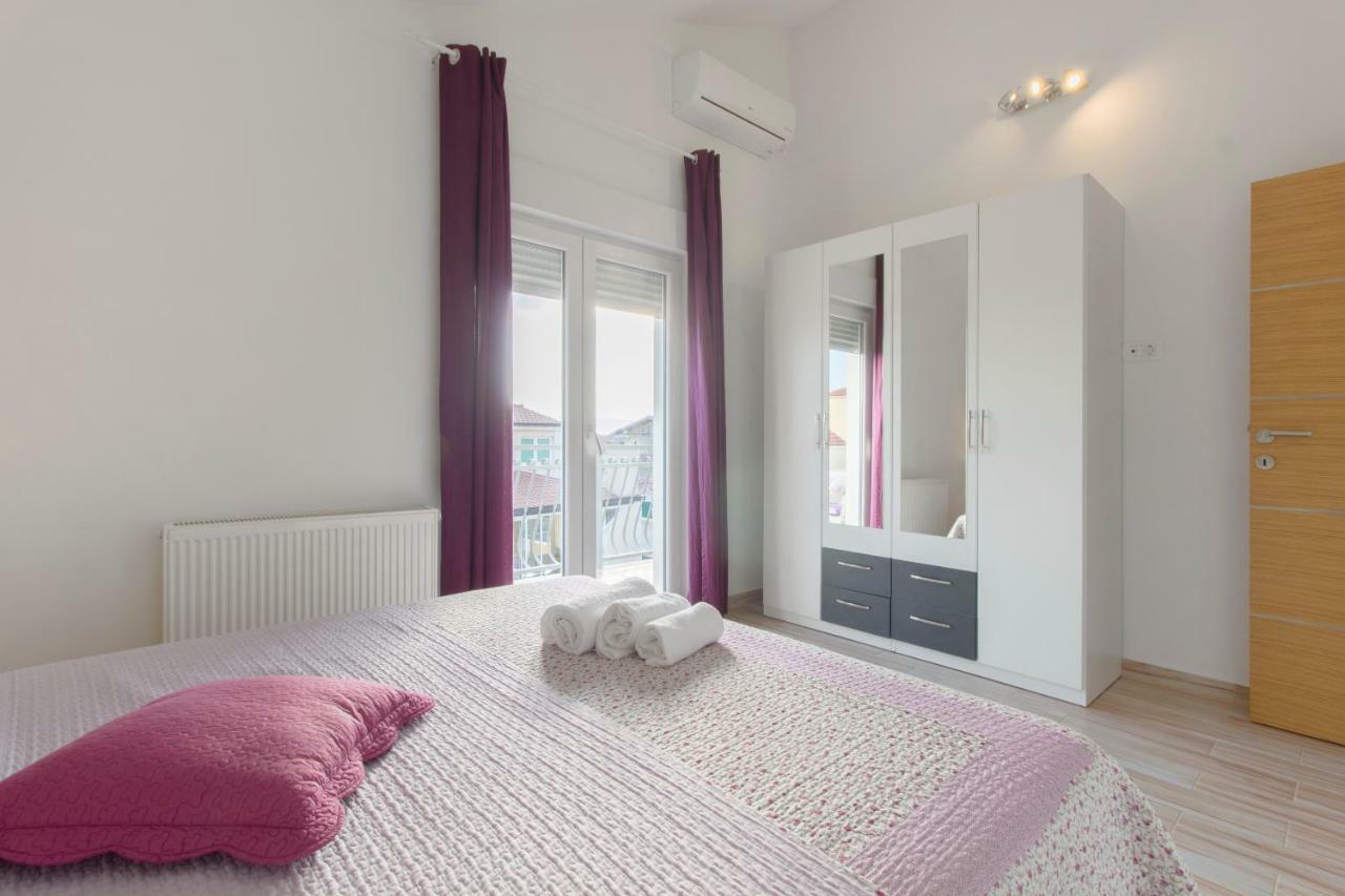 Apartmani Skelin***/**** Kaštela Buitenkant foto