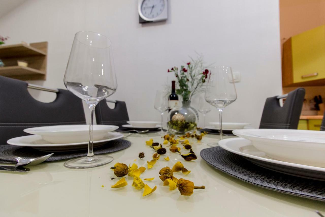 Apartmani Skelin***/**** Kaštela Buitenkant foto