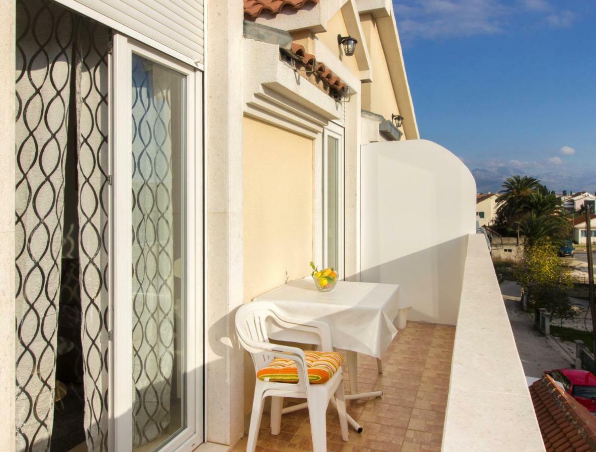Apartmani Skelin***/**** Kaštela Buitenkant foto