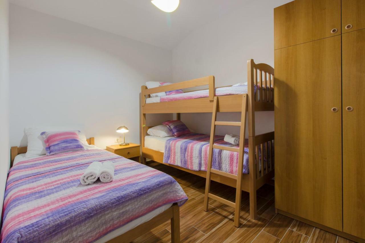 Apartmani Skelin***/**** Kaštela Buitenkant foto