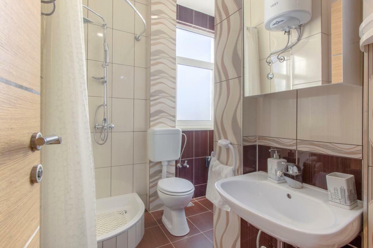 Apartmani Skelin***/**** Kaštela Buitenkant foto